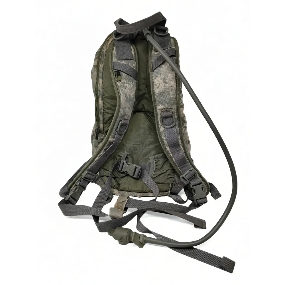 Gorpcore Techwear CamelBak Maximum Gear M.U.L.E. Tactical Hydration Backpack